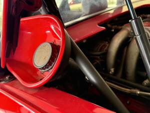 Image 44/53 of Ferrari 512 TR (1994)