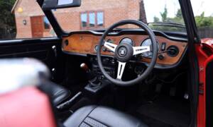Image 4/50 de Triumph TR 6 (1973)