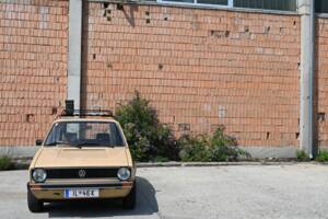 Immagine 3/26 di Volkswagen Golf Mk I 1.1 (1983)
