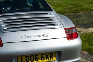Afbeelding 20/50 van Porsche 911 Carrera 4S (2006)