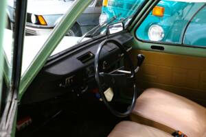 Image 15/33 de Renault R 4 TL (1981)