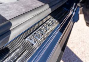 Image 4/21 of Ferrari Purosangue V12 (2025)