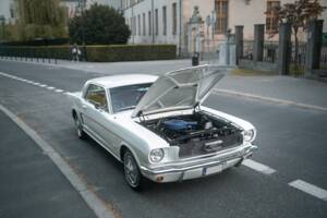 Image 16/53 of Ford Mustang 200 (1966)