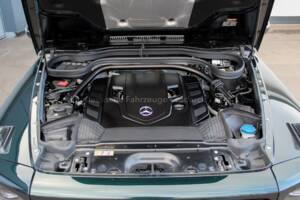 Image 25/32 of Mercedes-Benz G 500 (LWB) (2023)