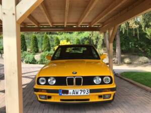 Image 1/12 of BMW 318i (1992)