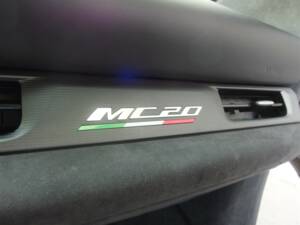 Imagen 55/100 de Maserati MC20 (2022)