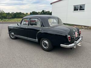 Imagen 6/8 de Mercedes-Benz 220 S (1956)