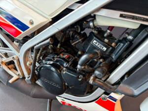 Immagine 16/26 di Honda NS 125F (1987)