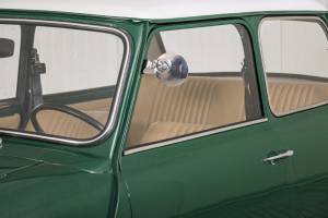 Image 16/50 of Mini 850 (1974)