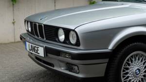 Bild 11/56 von BMW 325ix (1987)
