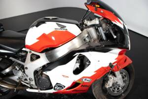 Imagen 30/44 de Honda CBR 900RR Fireblade (1999)