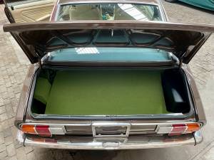 Image 36/43 de FIAT Dino 2400 Coupe (1971)