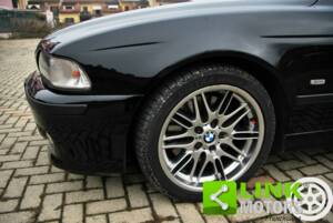 Image 7/10 of BMW M5 (2000)