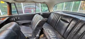 Image 18/34 of Mercedes-Benz 280 SE (1970)