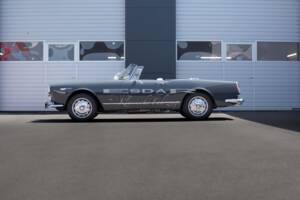 Image 5/31 of Alfa Romeo 2600 Spider (1963)