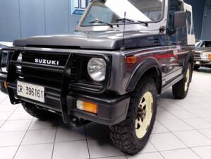 Bild 14/42 von Suzuki SJ 413 (1988)