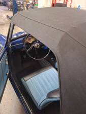 Image 16/83 of Autobianchi Bianchina Convertible (1965)