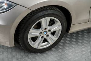 Image 25/50 of BMW 118i (2008)