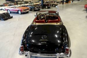 Image 21/43 of Mercedes-Benz 190 SL (1962)
