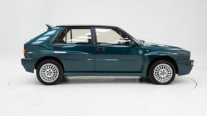 Image 12/15 de Lancia Delta HF Integrale Evoluzione I (1992)