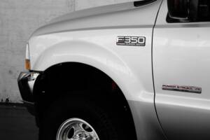 Image 32/41 de Ford F-350 Super Duty (2004)