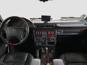Bild 15/23 von Mercedes-Benz G 55 AMG (lang) (2000)