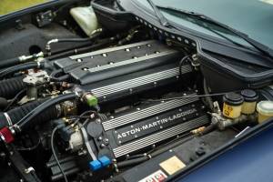 Imagen 11/15 de Aston Martin Virage Volante 6.3 (1994)