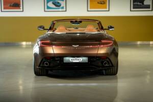 Bild 21/51 von Aston Martin DB12 Volante (2024)