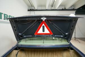 Image 39/41 of Mercedes-Benz 560 SEC (1990)