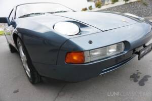 Immagine 30/46 di Porsche 928 S4 (1988)