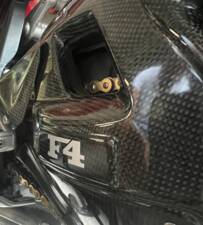 Image 4/5 of MV Agusta F4 750 S (2000)