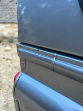 Image 42/50 of Land Rover Defender 90 (2011)