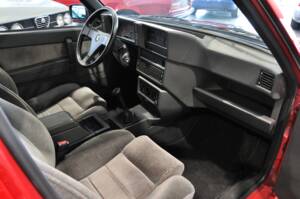 Bild 29/30 von Alfa Romeo 75 2.0 Twin Spark (1988)