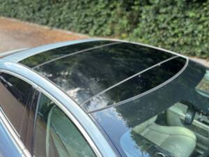 Image 36/50 of Jaguar XJ 5.0 (2011)