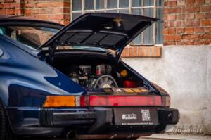 Bild 19/20 von Porsche 911 Carrera 3.2 (1986)