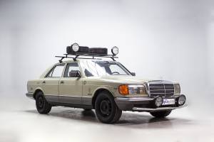 Immagine 4/25 di Mercedes-Benz 280 SE (1985)