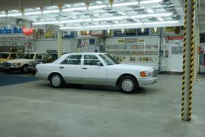 Bild 49/50 von Mercedes-Benz 500 SE (1990)