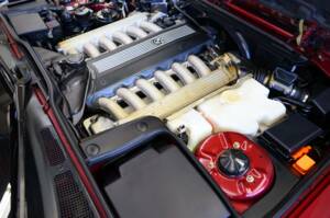 Bild 33/46 von BMW 750i (1991)