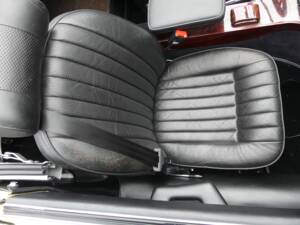 Image 41/74 de Jaguar Type E V12 (1973)