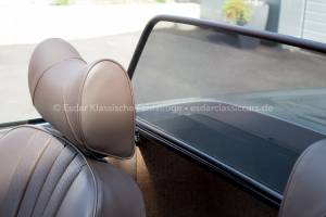 Image 22/26 of Mercedes-Benz 230 SL (1966)