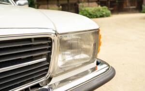 Imagen 25/86 de Mercedes-Benz 280 SL (1977)