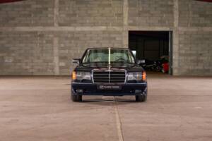 Bild 14/43 von Mercedes-Benz 380 SE (1984)