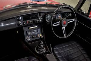 Image 6/50 de MG MGB (1973)