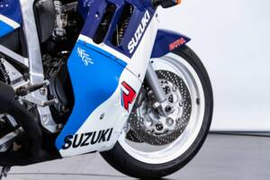Bild 36/50 von Suzuki DUMMY (1988)