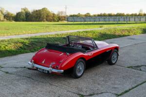 Image 4/50 of Austin-Healey 3000 Mk II (BJ7) (1962)