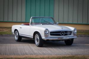 Image 7/33 de Mercedes-Benz 230 SL (1965)