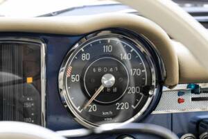 Image 10/44 de Mercedes-Benz 230 SL (1966)