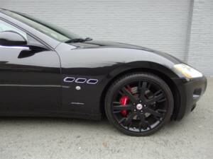 Immagine 11/93 di Maserati GranCabrio 4.7 (2010)