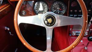 Bild 32/57 von Jaguar Mk II 3.4 (1967)