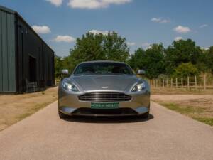 Image 93/96 of Aston Martin DB 9 GT "Bond Edition" (2015)